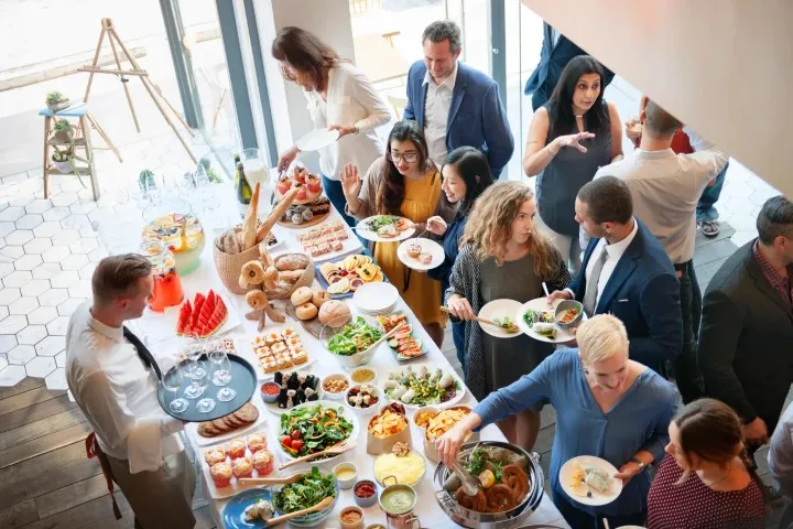 Catering-traiteur-basel-jura-universal-gourmet-events_131797638_XL (Petit)